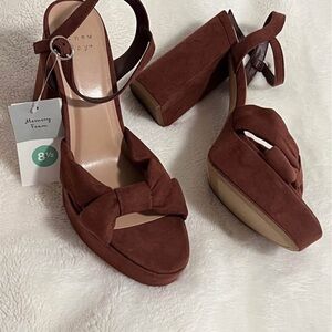 Brown Platform Heels with Bow by Size 8.5